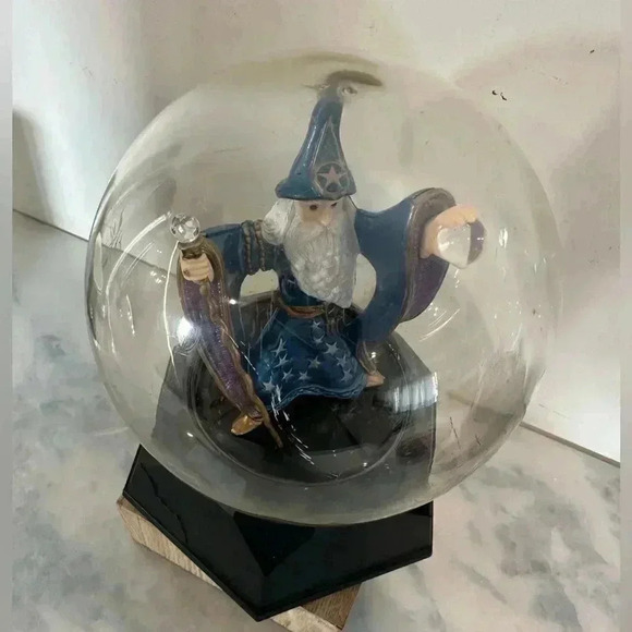Wake the Wizard Enchanted Talking Crystal Ball Vintage Game - Picture 5 of 6